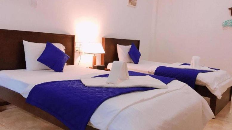 Mirissa Blue Whale Holiday Hotel ภายนอก รูปภาพ