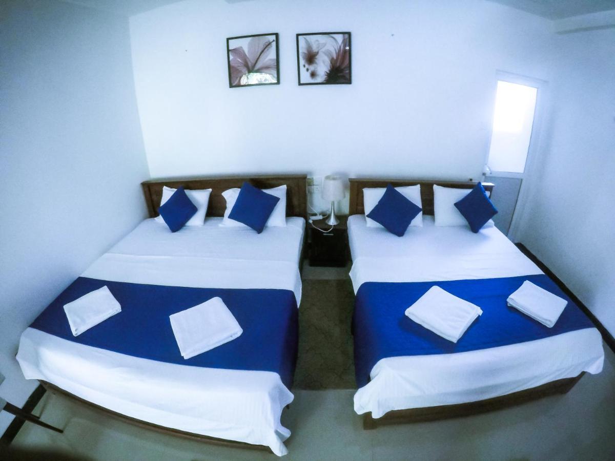Mirissa Blue Whale Holiday Hotel ภายนอก รูปภาพ