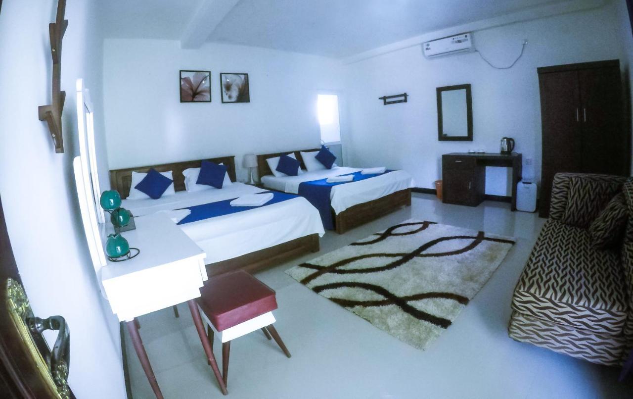 Mirissa Blue Whale Holiday Hotel ภายนอก รูปภาพ