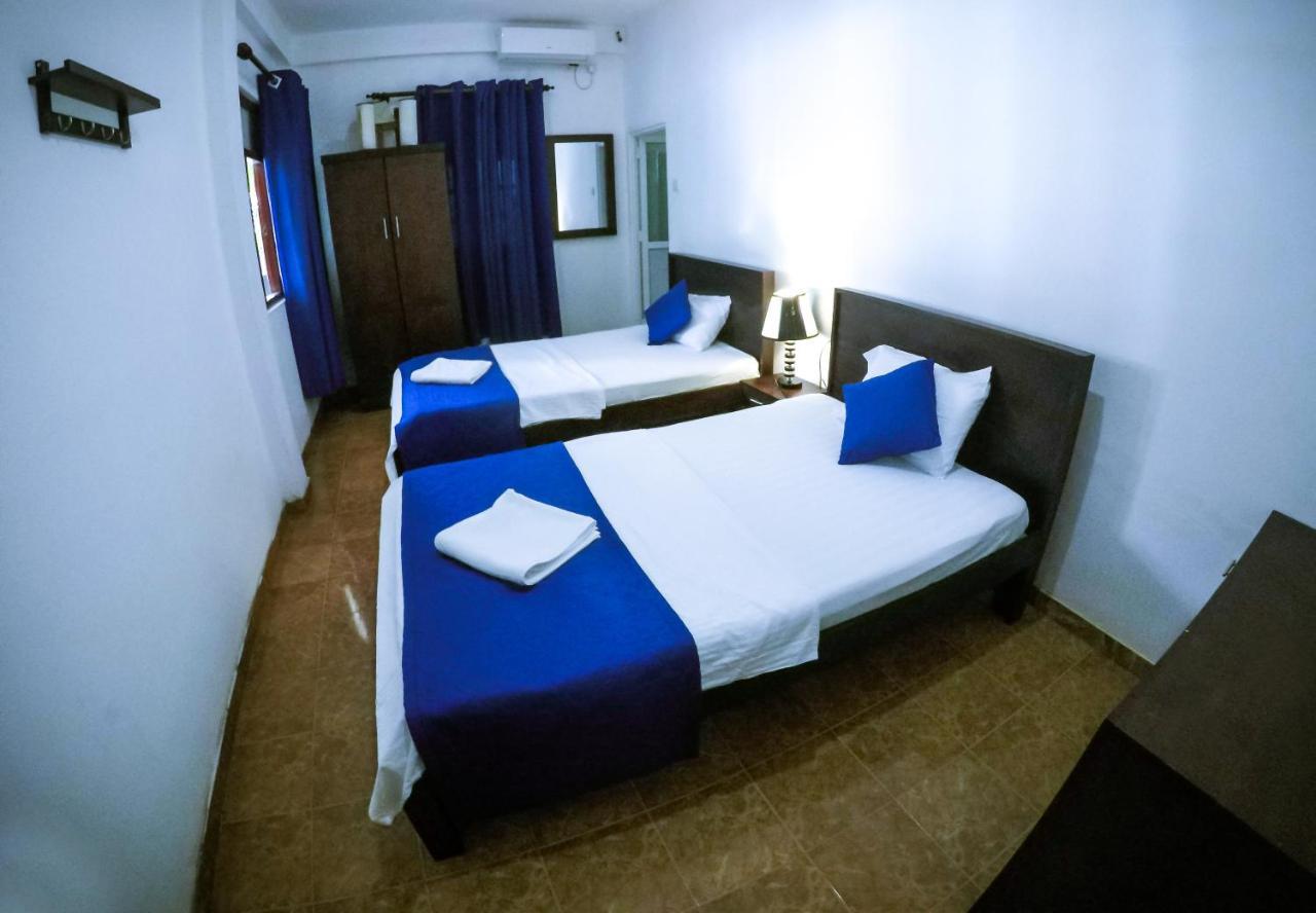 Mirissa Blue Whale Holiday Hotel ภายนอก รูปภาพ