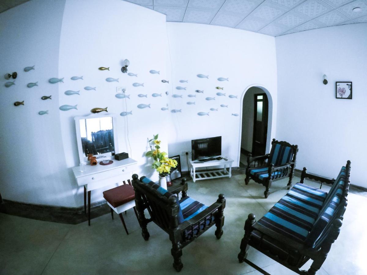 Mirissa Blue Whale Holiday Hotel ภายนอก รูปภาพ